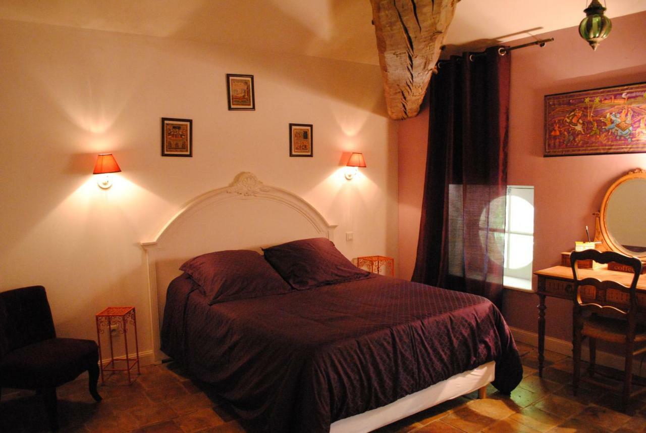 Les Routes Du Monde Bed and Breakfast Saint-Geniès-de-Comolas Εξωτερικό φωτογραφία