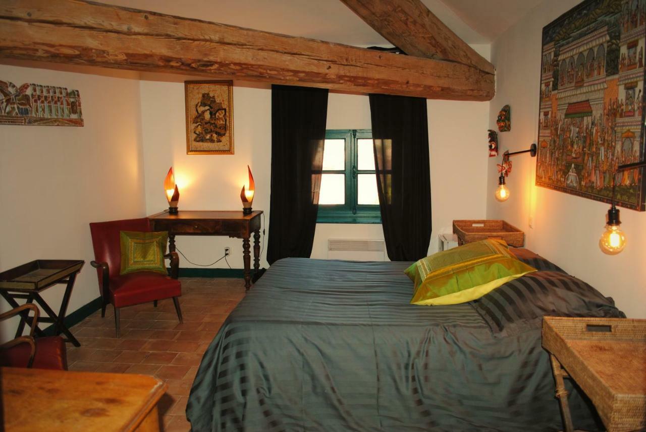 Les Routes Du Monde Bed and Breakfast Saint-Geniès-de-Comolas Εξωτερικό φωτογραφία
